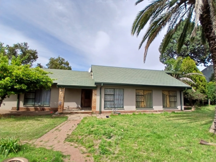 4 Bedroom Property for Sale in Kuruman Northern Cape